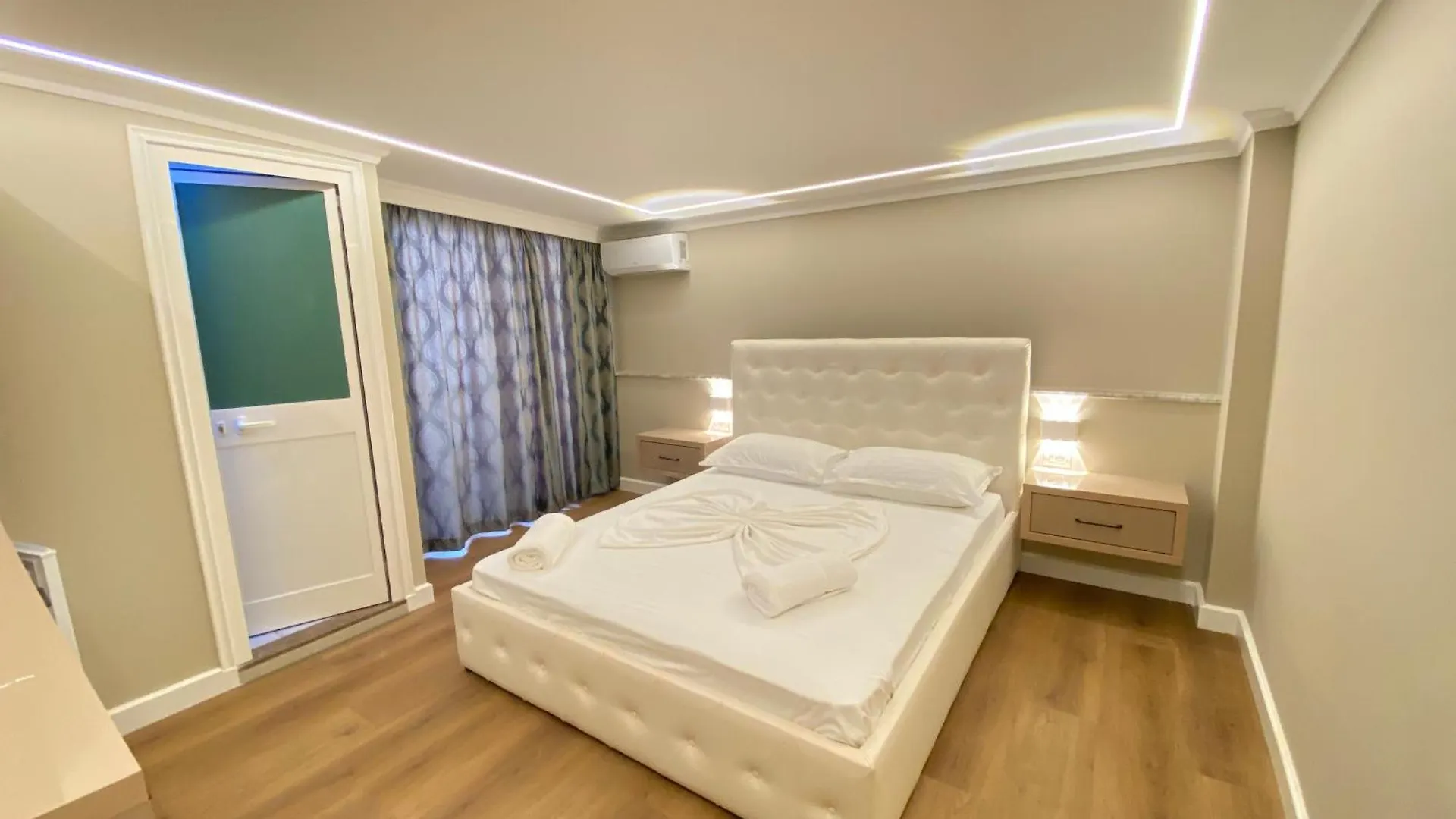 Bliss Boutique Hotel Δυρράχιο