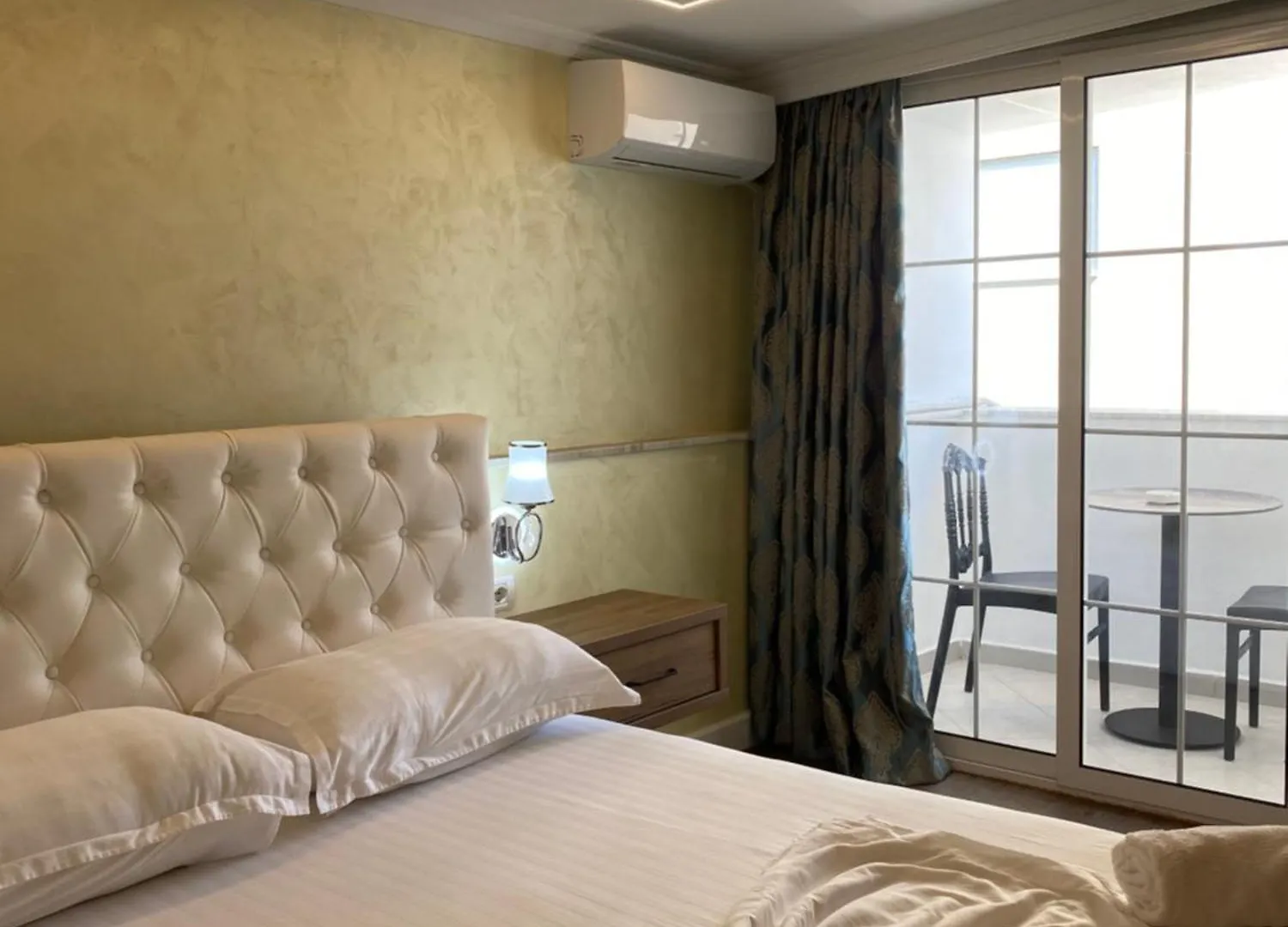 Bliss Boutique Hotel Δυρράχιο